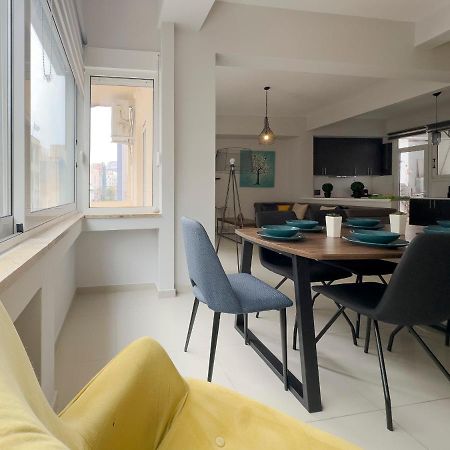 Satovriandou Spacious 128Sqm Apt In 아테네 외부 사진